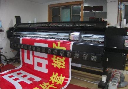 潼关喷绘广告分辨率是多少？